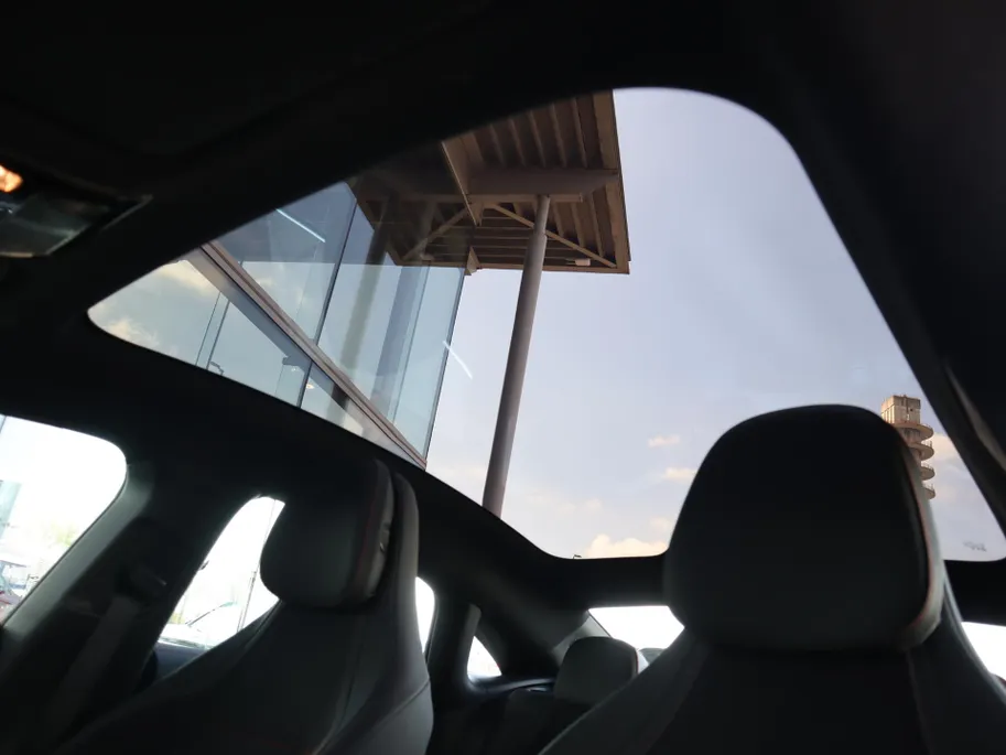 Mercedes-Benz CLA 200 Business Solution AMG