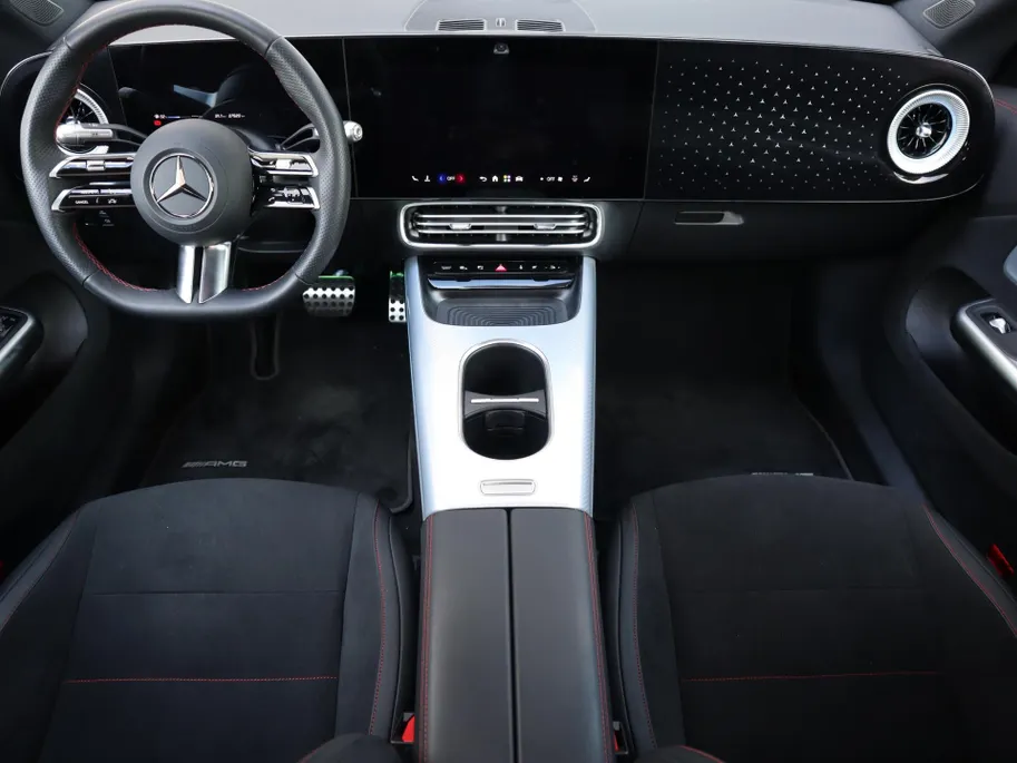 Mercedes-Benz CLA 200 Business Solution AMG