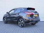 Nissan QASHQAI 1.2 Tekna | Trekhaak | 360 Camera | Pano dak | Stoel-/voorruitverwarming | Dodehoek detectie | Elek. stoelverstelling | Clima | 19' LM | 1e eigenaar |