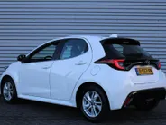Mazda 2 Hybrid 1.5 Agile Comfort pakket | Airco | Cruise | Apple Carplay | Android Auto | Camera | 15' LM |