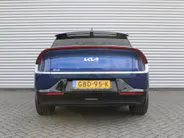 Kia EV6 Edition Advanced 77.4 kWh | Stuur-/stoelverwarming | BTW | Camera | Cruise adapt. | Elektr. achterklep + stoelbediening | 20' LM | 17% bijtelling |