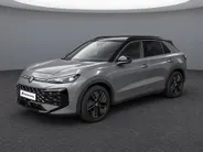 Volkswagen T-Roc 1.5 eTsi 150pk DSG R-Line First Edition · Camera · Wegklapbare Trekhaak · Stoelverwarming · Dodehoek Detectie · Elek. Achterklep · 19'' Inch · Garantie t/m 08-03-2030 of 100.000km
