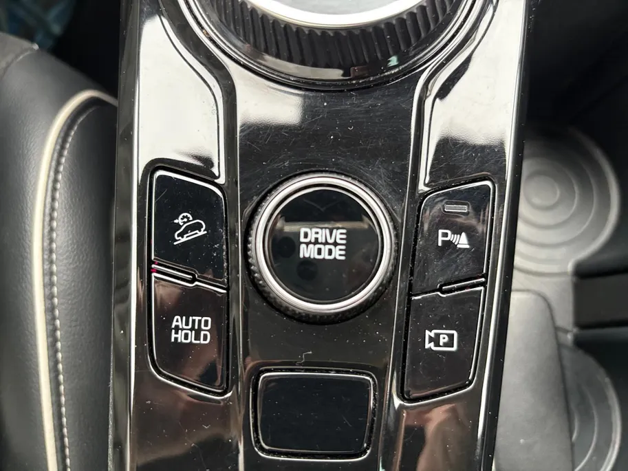 Kia Sportage 1.6 T-GDi Hybrid GT-PlusLine | ADA | Stuur en stoel verwarming | Pano |