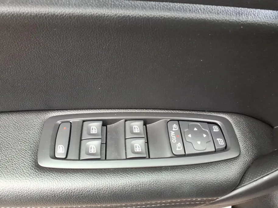 Renault Mégane Estate 1.3 TCe 140 Techno 1 jaar Garantie | Automaat | Camera | Cruise & Climate Control | 9,3'' Inch Scherm | Full Led | Apple Carplay/Android Auto | Parkeersensoren |Trekhaak