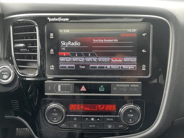 Mitsubishi Outlander 2.4 PHEV Instyle