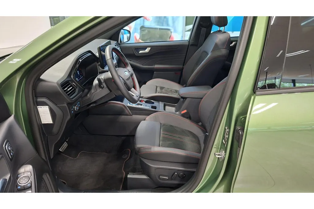 Ford Kuga 2.5 PHEV ST-Line X