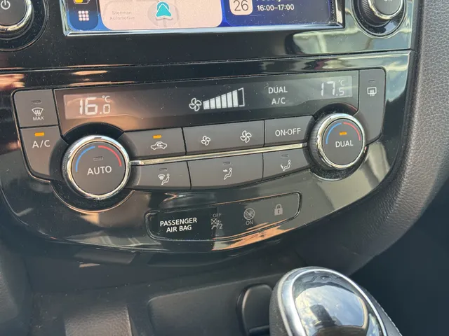 Nissan QASHQAI Automaat 1.3 DIG-T Acenta Navi, Camera, CarPlay