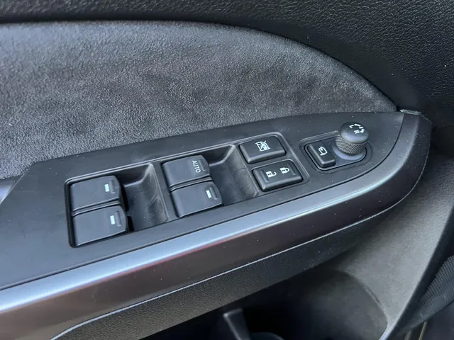 Suzuki Vitara 1.4 Boosterjet Style Smart Hybrid | Direct uit voorraad leverbaar | Climate Control | 17'LM | Lederen Interieur