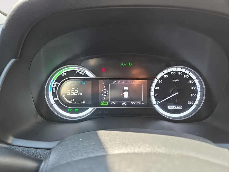 Kia Niro 1.6 GDi Hybrid ExecutiveLine | Zeer nette auto | Trekhaak | All-season banden | Navigatie | Apple CarPlay & Android Auto | Lederen bekleding | Lage km stand | NAP
