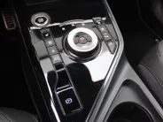Kia Niro 1.6 GDi Hybrid ExecutiveLine | Automaat | Harman Kardon | Leder | Elek. Stoelverstelling met geheugen | Heads-up Display | Trekhaak | All season |