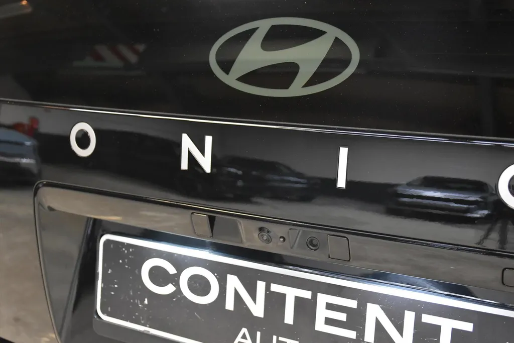Hyundai IONIQ 9 Connect Plus Blackline 110 kWh AWD 308PK