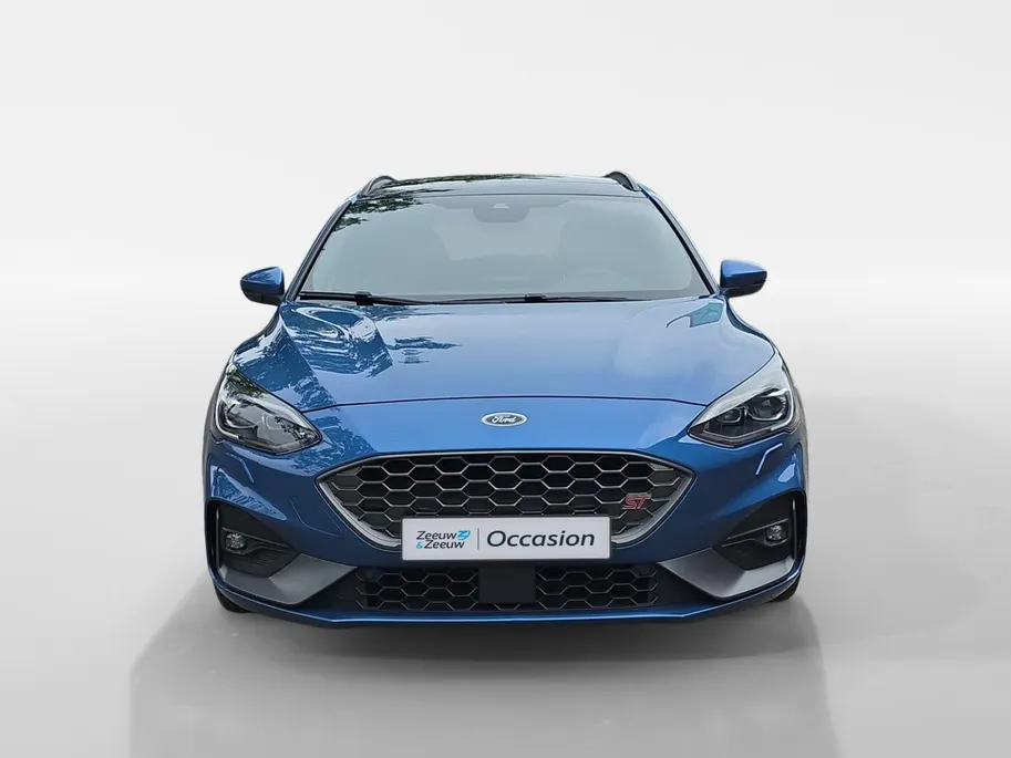Ford Focus Wagon 2.3 EcoBoost ST-3 | Performance Pack | Panoramadak | Trekhaak | Winter Pack | Achteruitrijcamera | Adapt. Cruise Control | 12 maanden garantie! |