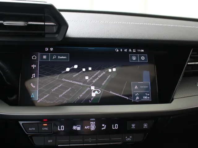 Audi A3 Sportback 30 TFSI S-Line S-Tronic Navigatie | Panoramadak | Sportstuur | Led