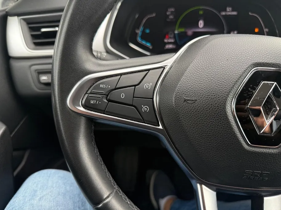 Renault Captur 1.6 E-Tech Hybrid 145 Intens AIRCO APPLE CARPLAY/ANDROID AUTO CRUISE CONTROL ACHTERUIT RIJ CAMERA PARKEERSENSOREN VOOR/ACHTER LM VELGEN ZEER MOOIE AUTO