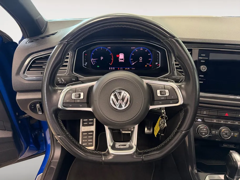 Volkswagen T-Roc 1.5 TSI | SPORT | AUTOMAAT | PANODAK | TREKHAAK |