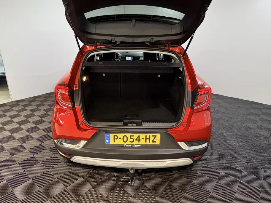 Renault Captur 145PK E-Tech Hybrid Intens Automaat | Trekhaak | All Season Banden | Navi | Camera | Climate Control | Velgens Hoogglans Zwart | Apple CarPlay/Android Auto | Licht & Regen Sensor | Full LED |
