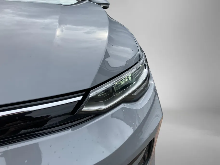Volkswagen Golf 1.5eTSI/150PK DSG Life Edition · Apple/Android Car Play · Navigatie · Head-Up display · Stoel-& stuurverwarming · Garantie t/m 21-04-2030 of 100000km.