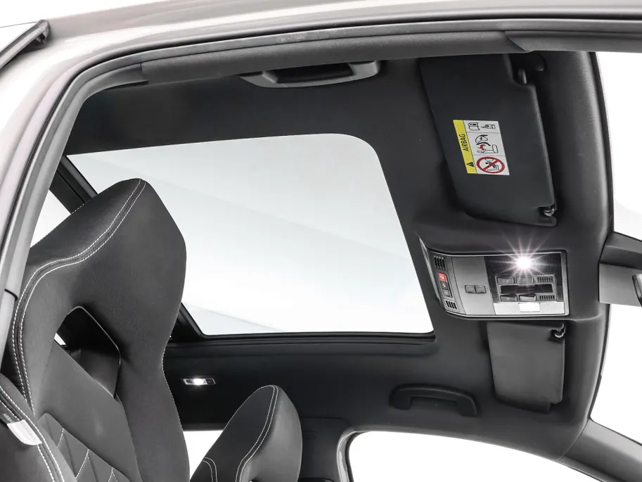 Škoda Karoq 1.5 TSI 150pk DSG ACT Sportline Business · Panoramadak · Camera · Cruise Control · Apple/Android Car Play · 18'' Inch ·