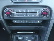 Kia XCeed 1.4 T-GDi ExecutiveLine | Trekhaak | Schuif-/kanteldak | Stuur-/stoelverwarming + ventilatie | 18' LM |