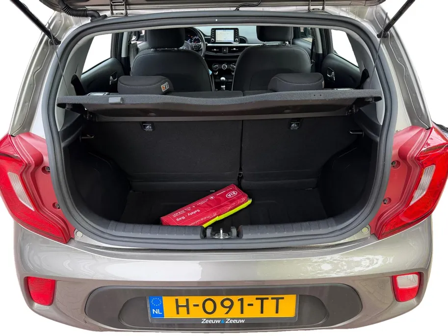 Kia Picanto 1.0 MPi DynamicLine DEALER ONDERHOUDEN | NAVIGATIE | ACHTERUITRIJCAMERA | RESTERENDE FABRIEKSGARANTIE TM 20230