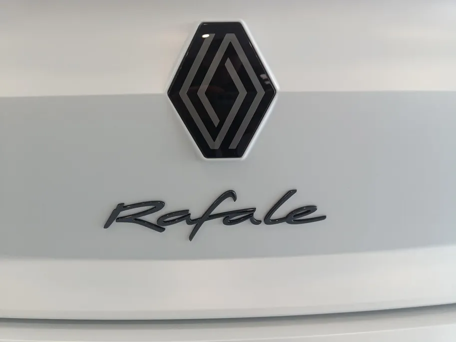 Renault Rafale 1.2 E-Tech full hybrid 200 esprit Alpine | Profiteer nu van €5.000,- Zeeuw & Zeeuw voorraadkorting | Uit voorraad  leverbaar op = op