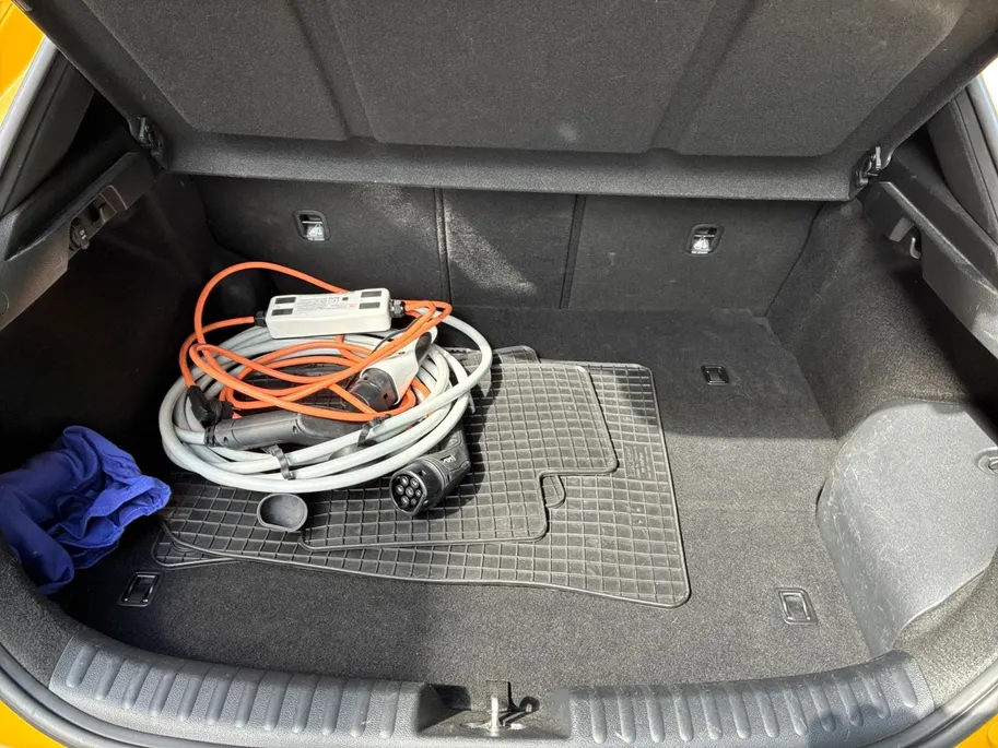 Kia XCeed 1.6 GDi PHEV DynamicPlusLine STOELVERWARMING | NAVI | LM VELGEN | TREKHAAK