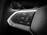 Volkswagen Taigo Life Edition 1.0 TSI 95 pk 5 versn. Hand · Achteruitrijcamera · parkeersensoren achter · Prijs is inclusief inruilpremie · MEGA SALE
