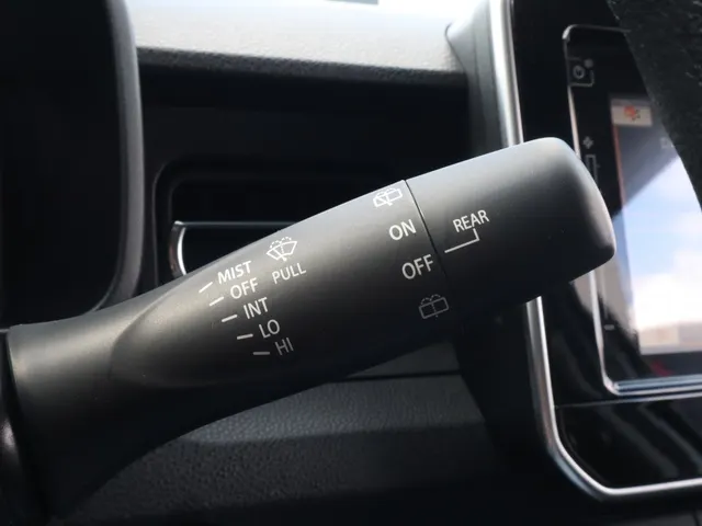 Suzuki Ignis 1.2 Hybrid Select Carplay | Bi-tone
