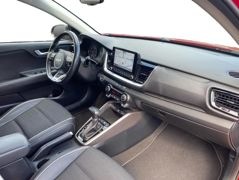Kia Stonic 1.0 T-GDi MHEV GT-PlusLine | AUTOMAAT | Climate control | Dodehoekdetectie | Stoelverwarming en ventilatie | 17 inch lichtmetalen velgen | Navigatie | Parkeercamera | Elek.  schuif/kanteldak |