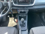 Kia Stonic 1.0 T-GDi MHEV ComfortLine | Bluetooth | Airco | Elektrische Ramen | Camera | Lane Assist |