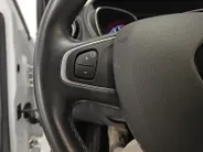 Renault Captur 0.9 TCe Version S | Navigatie | Airco | Cruise Control | Bluetooth | Parkeersensoren | Lichtmetalen Velgen | panoramadak