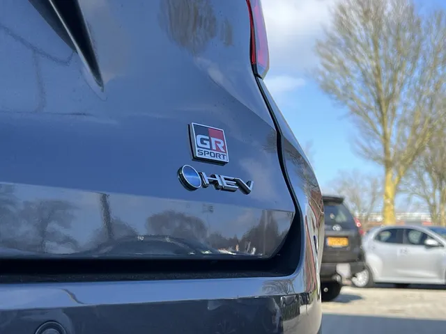 Toyota Corolla Touring Sports Hybrid 140 GR Sport | Panoramadak | Headup | JBL