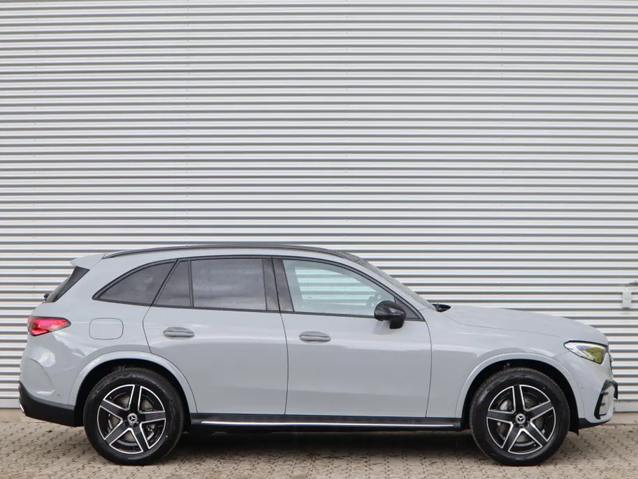 Mercedes-Benz GLC 300e 4MATIC Business Solution AMG