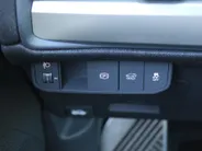Kia EV3 GT-Line 81.4 kWh | Stuur-/stoelverwarming | Schuifdak | Camera | Dodehoek detectie | Elek. stoelverstelling | 19' LM | LED | Telefoonlader |