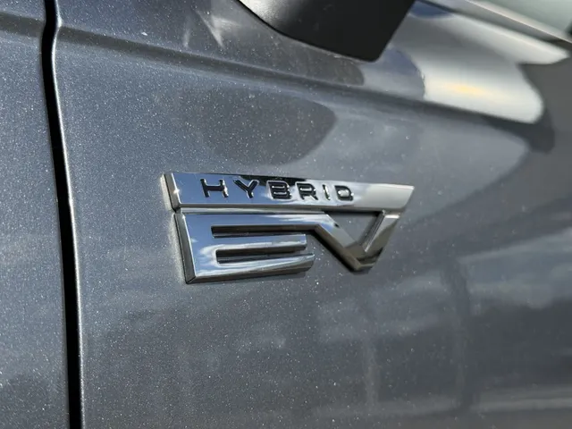 Mitsubishi Colt 1.6 HEV Intense+ | All Seasons