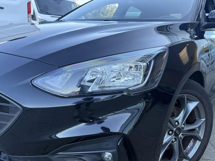 Ford Focus 1.0 EcoBoost Hybrid ST Line +