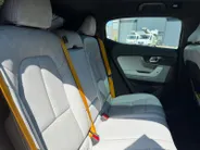 Polestar 2 Long Range Dual Motor Performance Plus 82 kWh 90 % SOH! Uniek 469PK | Gele gordels + klauwen | Full leather | Glassroof | Stoelverwarming + verkoeling |