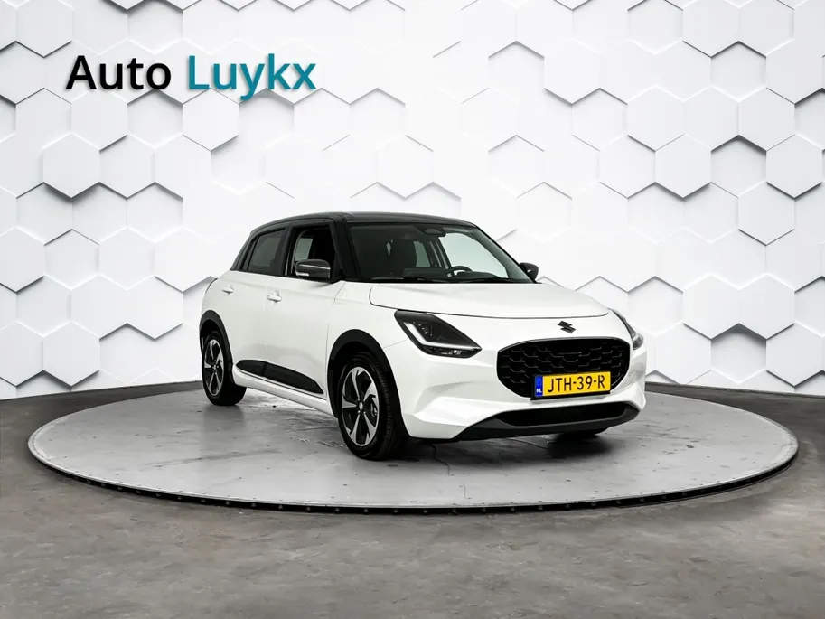 Suzuki Swift 1.2 Style Smart Hybrid | Black & White edition
