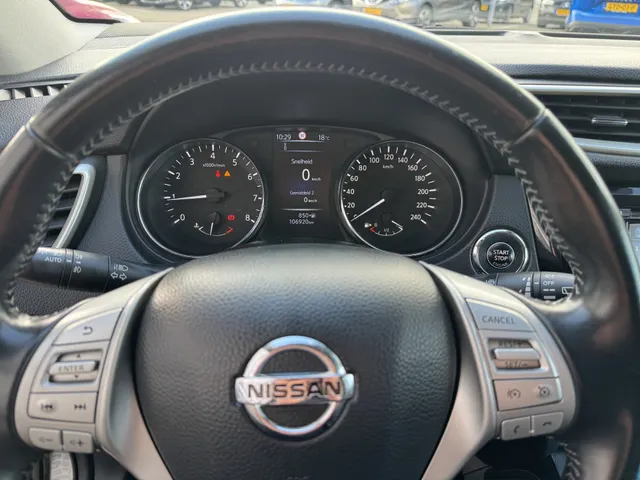 Nissan QASHQAI 1.2 Connect Edition. Trekhaak 13p (max. 1.200kg)