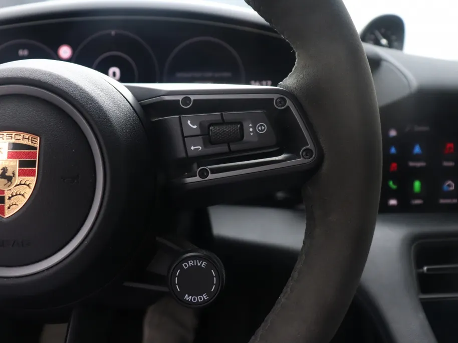 Porsche Taycan Cross Turismo 4S 93 kWh | Pano | Luchtvering | Sport Chrono | HUD | 21' GTS