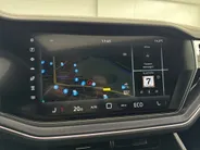 Volkswagen Touareg R 3.0 TSi eHybrid 4M 462 PK | Panoramadak | Luchtvering | Trekhaak