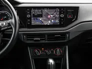 Volkswagen Polo 1.0 TSI 95pk DSG Comfortline · Camera · Apple/Android Car Play · P-Sensoren · Navigatie · DAB · 15'' Inch ·