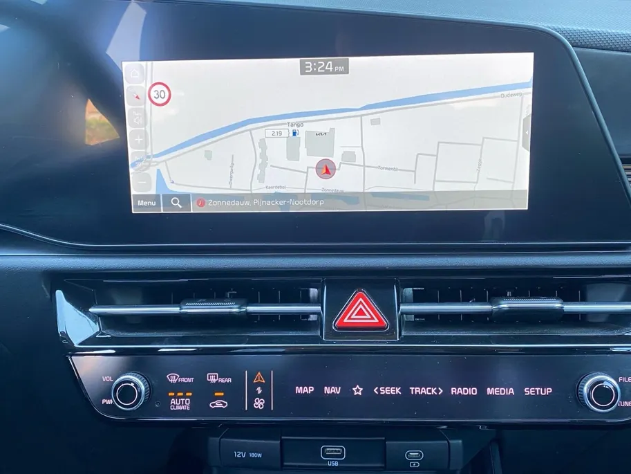 Kia Niro 1.6 GDi Hybrid DynamicLine | Climate control | LM velgen | Elektr. bestuurdersstoel | Dodehoekdetectie | Navigatie | Parkeercamera | Cruise control