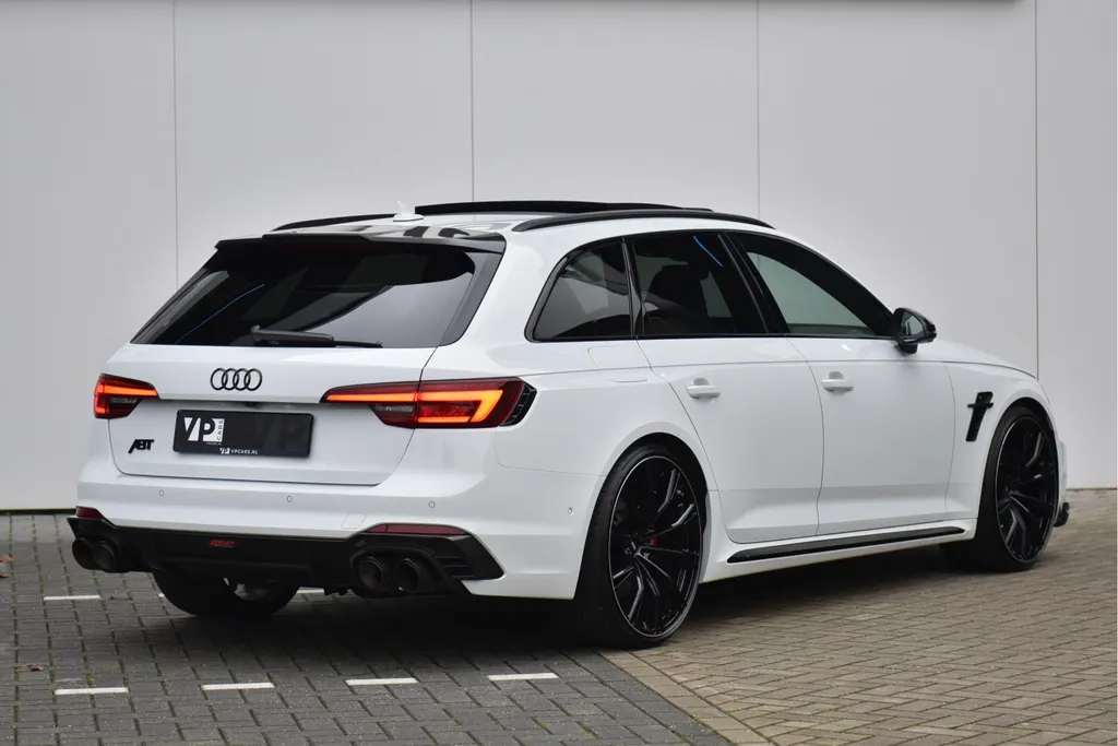 Audi RS4 Avant 2.9 TFSI RS4+ quattro