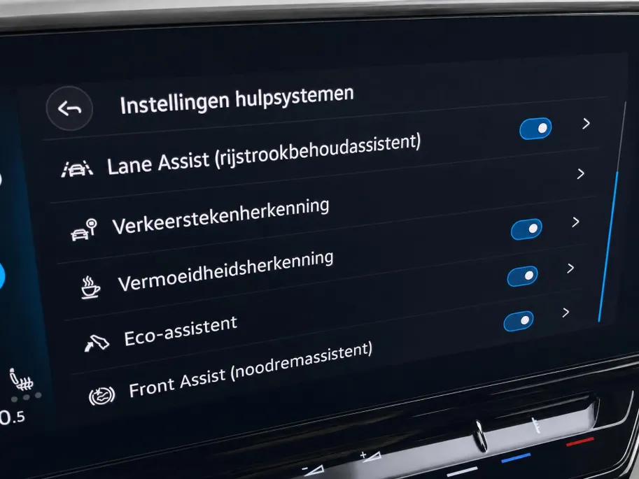 Volkswagen ID.3 Pro Edition 58 kWh 150kW/204PK · SOH 96,5% · Navigatie · Stoel- & stuurverwarming · Camera + Parkeersensoren
