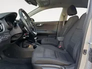 Kia Stonic 1.0T MHEV DynamicPlusLine | Trekhaak | Navigatie | Climate control | Cruise control | Keyless met startknop | Getinte ramen achter | Apple Carplay / Android Auto |