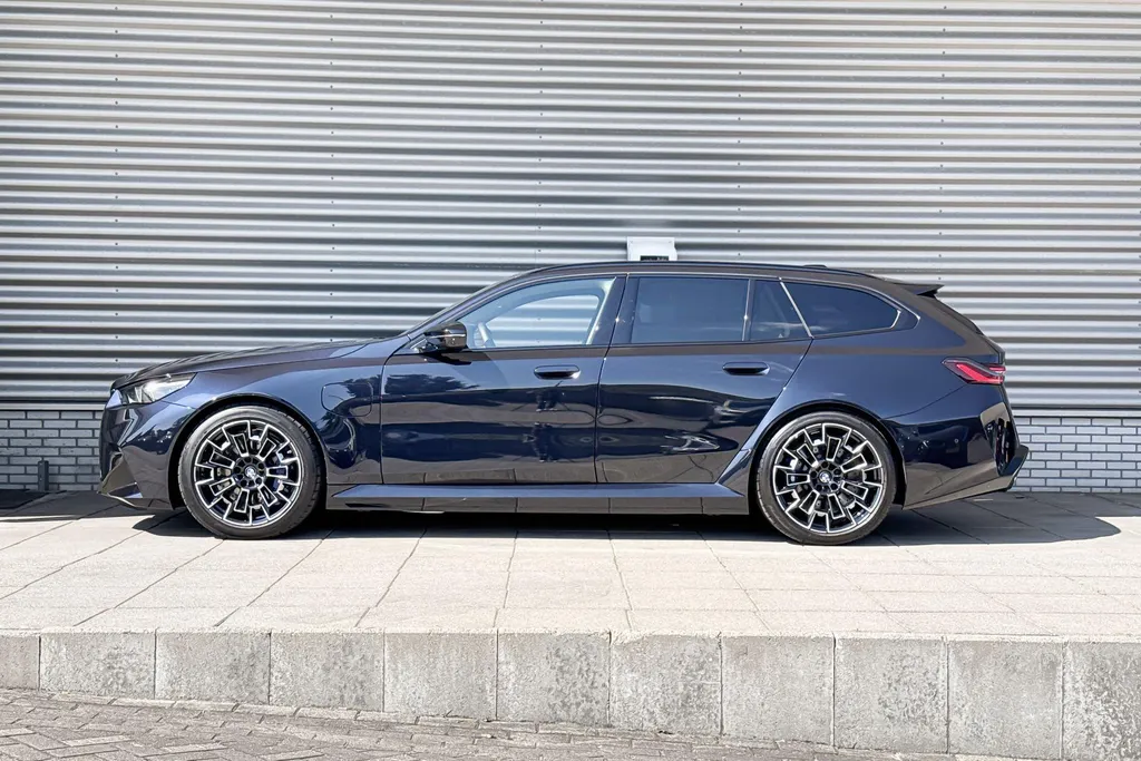 BMW M5 Touring 