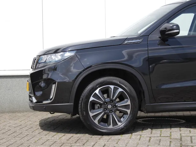 Suzuki Vitara 1.4 Boosterjet Style Smart Hybrid | Navi | Panodak | Adap. Cruise | Leder | Lm-Velgen