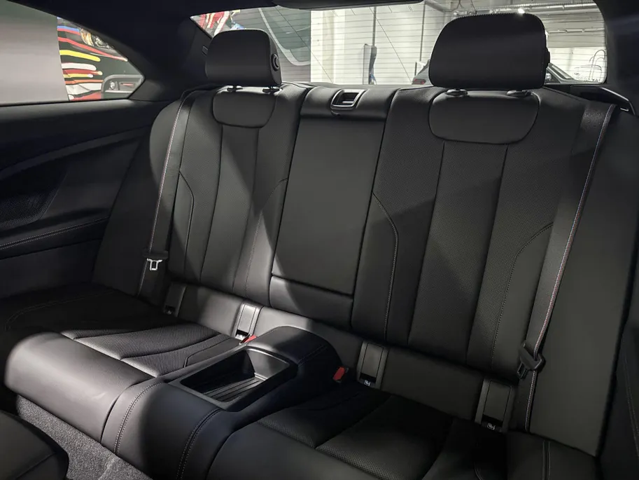 BMW 2 Serie Coupé 220i High Executive