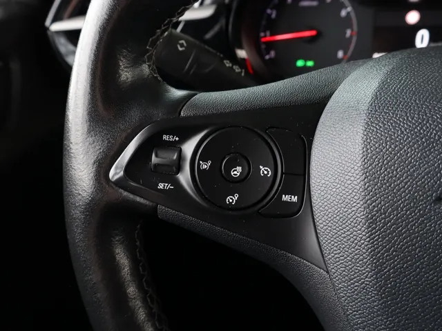 Opel Corsa 1.2 Edition | Stuur & stoelverwarming | Trekhaak